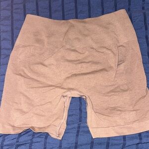 Alphalete Women's Tan Bike Shorts